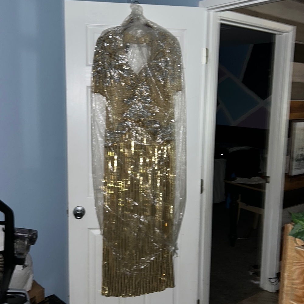 Beautiful gown formal dress